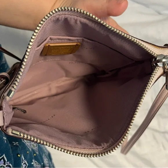 Coach Kitt Messenger Crossbody Bag - Picture 8 of 13